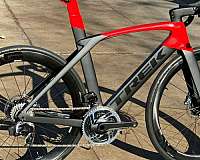 54-cm-black-red-bicycles