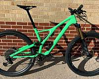 carbon-fiber-mountain-trail-bicycle
