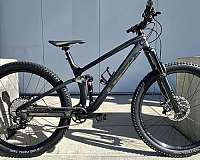 full-suspension-mountain-trail-bicycle