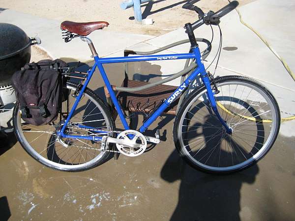 61-cm-blue-bicycles
