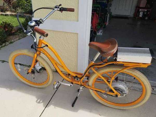tommy-bahama-pedigo-bicycles